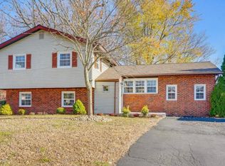 827 Girard Rd, Toms River, NJ 08753