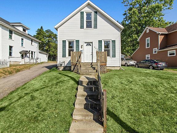 3rd image of 548 N Madriver St