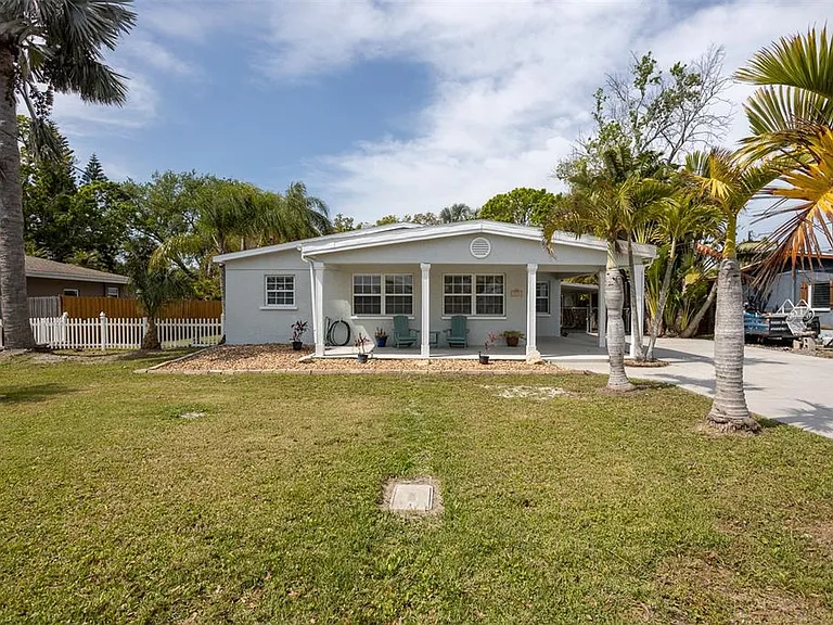 711 Bayshore Dr — Photo 50