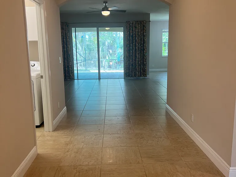79 NE Abaca Way — Photo 4