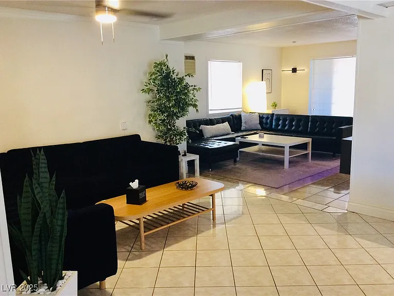 5108 Wilbur St — Photo 5