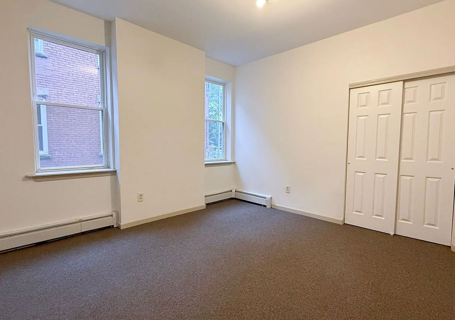 686-688 Broad St / Jess Properties LLC — Photo 2