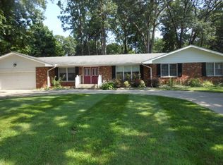 1504 Marvon Dr, Effingham, IL