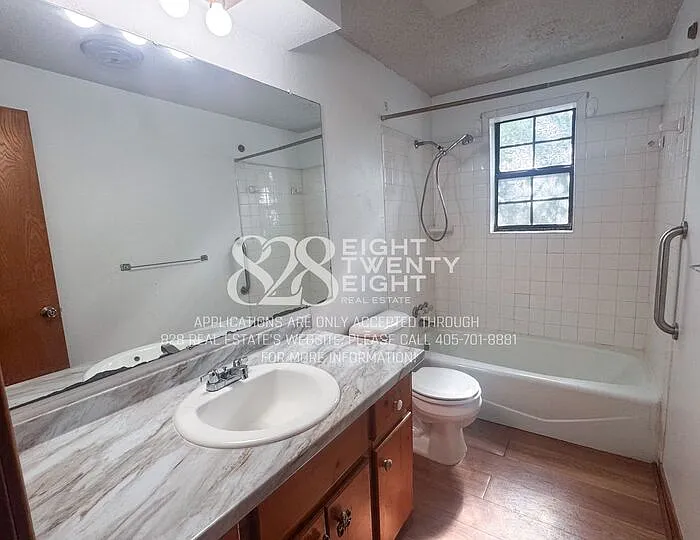 503 E Maple St — Photo 20