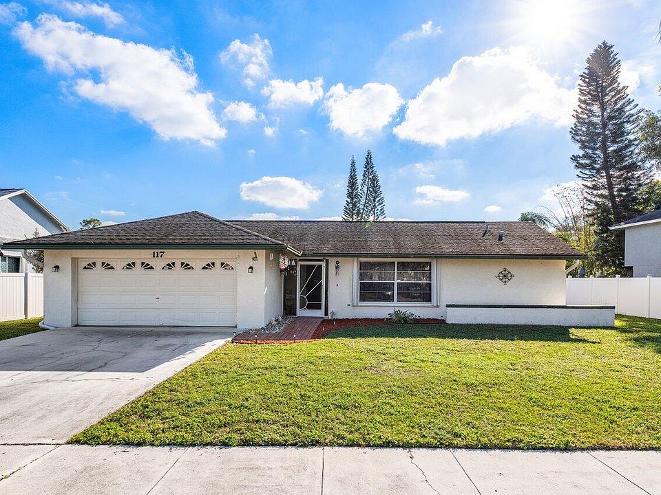 1st image of 117 Royal Pine Circle N