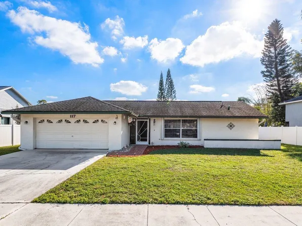 117 Royal Pine Circle N, Royal Palm Beach, FL 33411