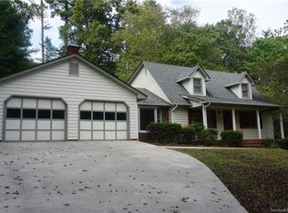 217 Bost Rd, Morganton, NC 28655