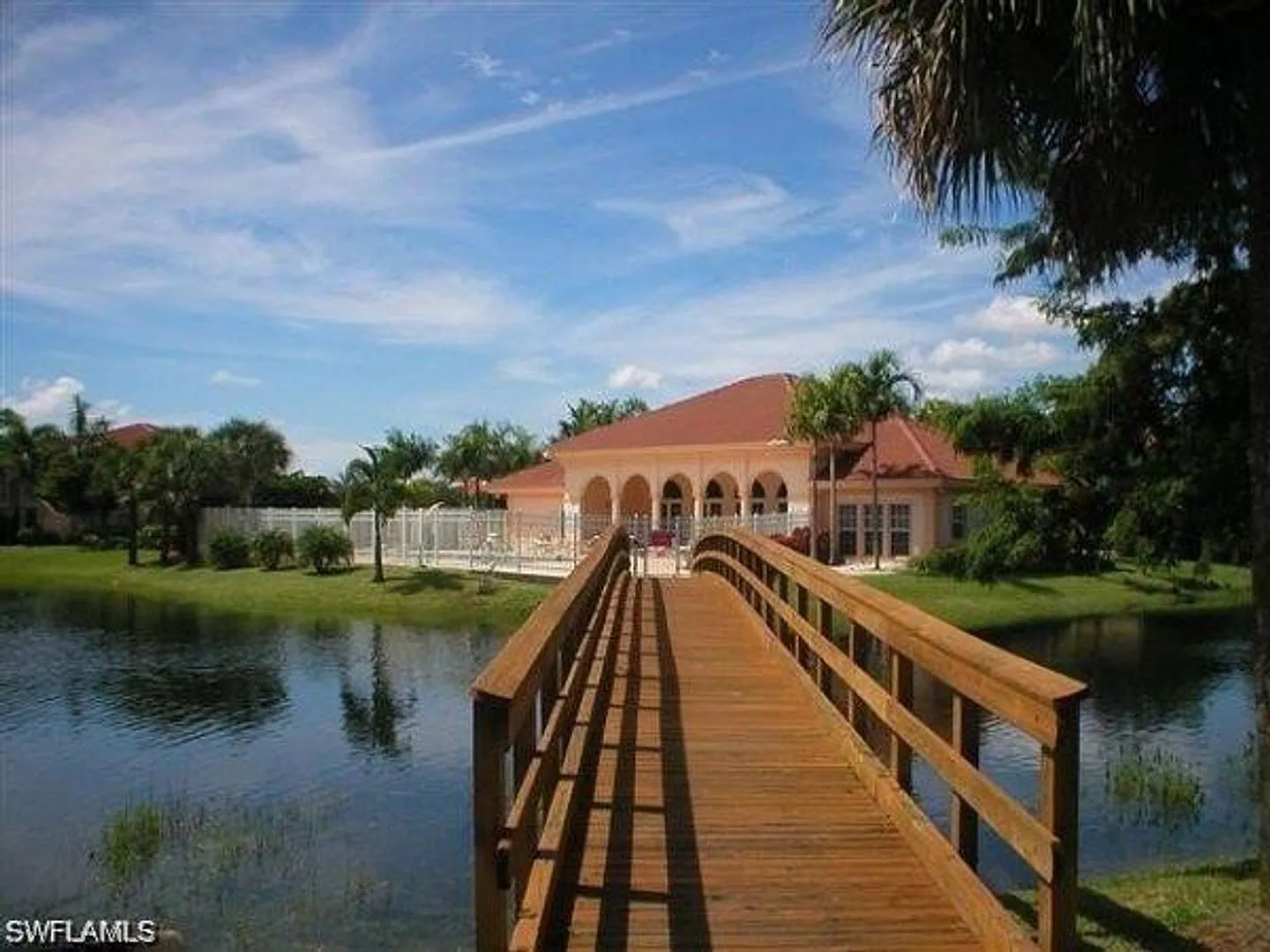 3BR/2BA Fort Myers Condo in Bellamar at Beachwalk $1,650/mo — Photo 1