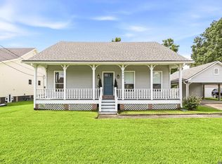 1305 E Tiffani St, Gonzales, LA 70737