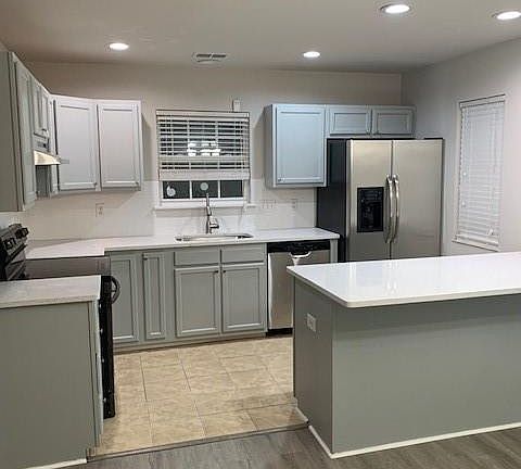 2nd image of 12351 Paperbark Cir