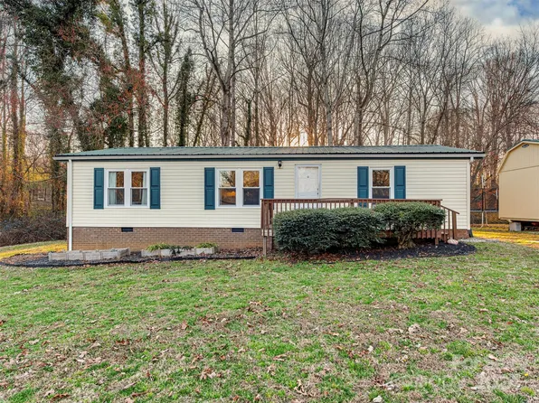 1329 Shady Valley Ln, Claremont, NC 28610