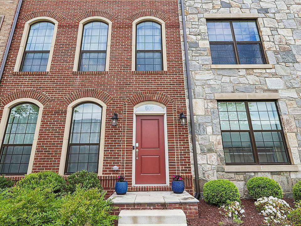 1st image of 606 Skiff Way