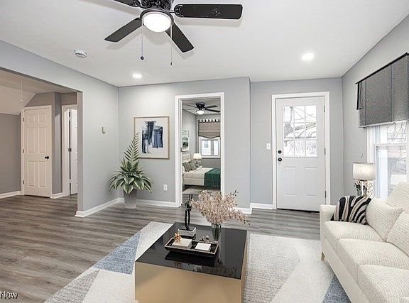 3rd image of 3107 Seymour Ave