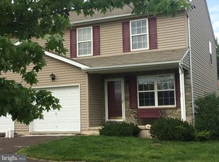 730 Montgomery Ave, Pennsburg, PA 18073