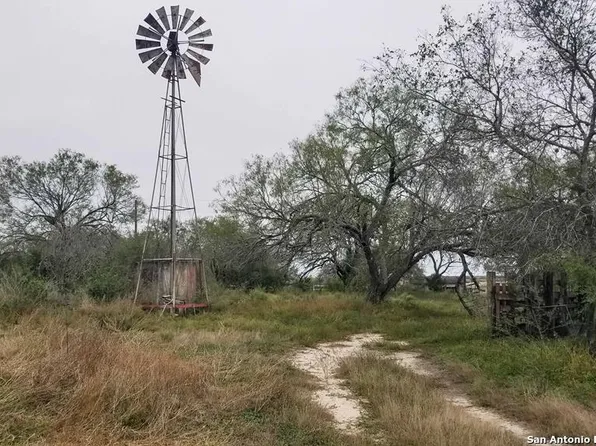 000 CR346, George West 78022