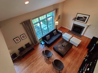 1008 Woodfield Dr, Niskayuna, NY 12309