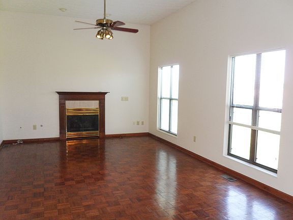 4th image of 3359 Avonley Ct