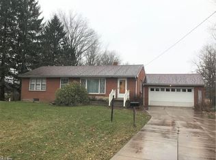 2088 S Salem Warren Rd, North Jackson, OH 44451