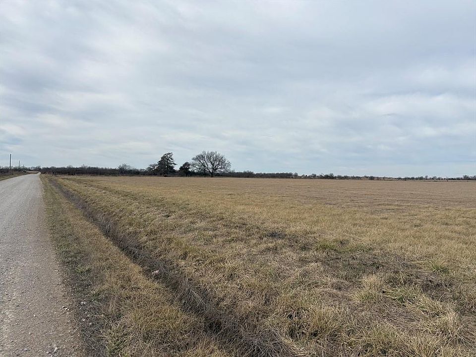 2nd image of 0 E 660th Ave