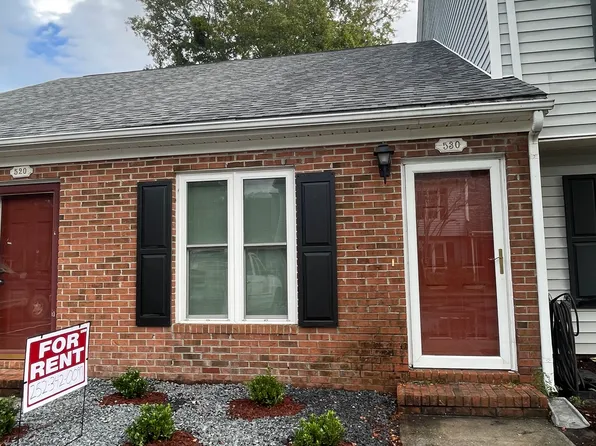 3200 Crystal Oaks Ln APT 530, Morehead City, NC 28557