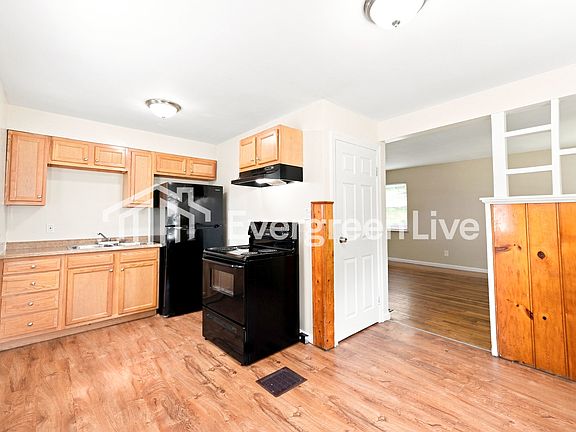 5th image of 7415 May St