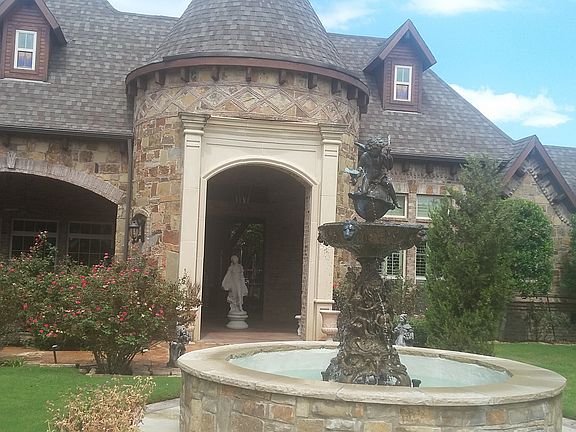 2nd image of 8611 Braewood Bay Dr