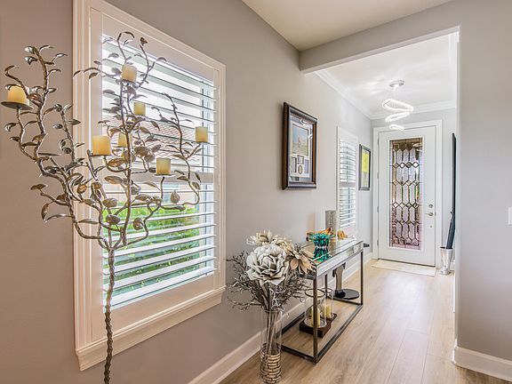 5th image of 9496 SW Royal Poinciana Drive SW