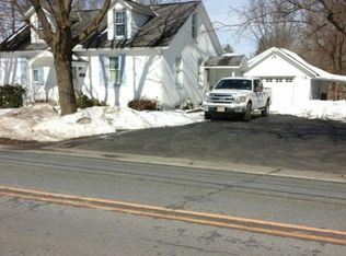 705 S Main St, Stewartsville, NJ 08886