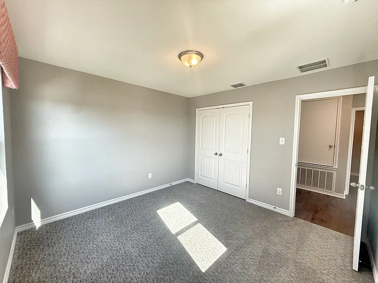 108 Bass Ln — Photo 23