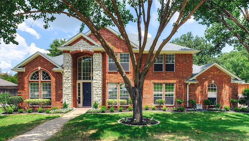 1st image of 991 Regency Dr