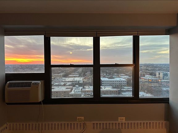 2nd image of 6030 N Sheridan Rd APT 1807