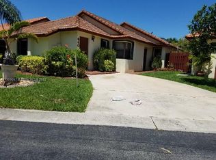 440 SW 113th Ter, Pembroke Pines, FL 33025