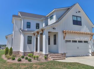 13 Lake Life Ct, Winchester, TN 37398