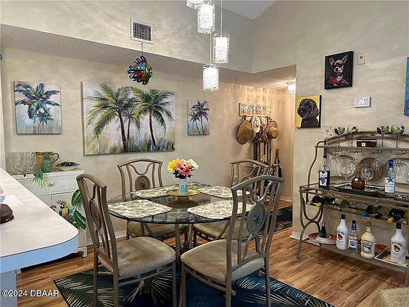 2nd image of 1610 N 42nd Cir APT 211