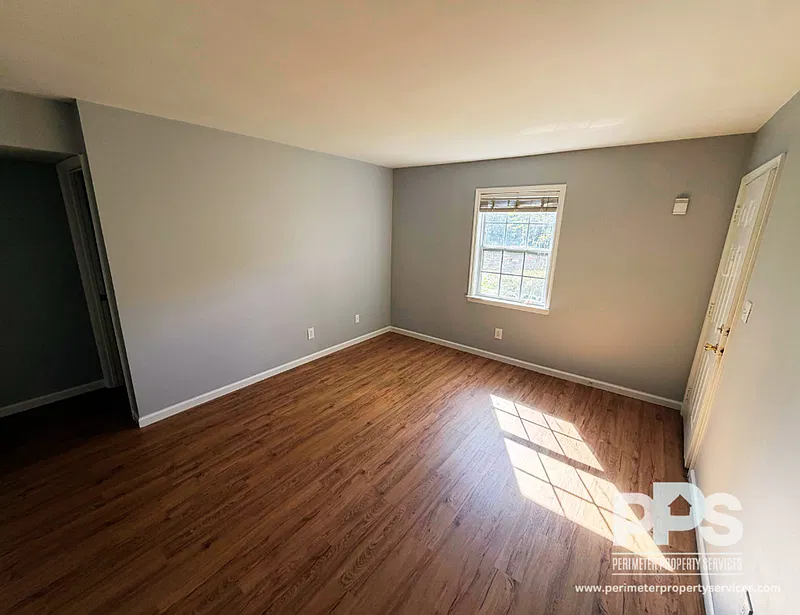 2 bed, 1.0 bath, 700 sqft, $1,425 — Photo 3
