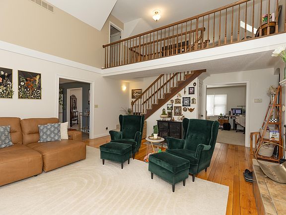 4th image of 12900 Red Gate Rd