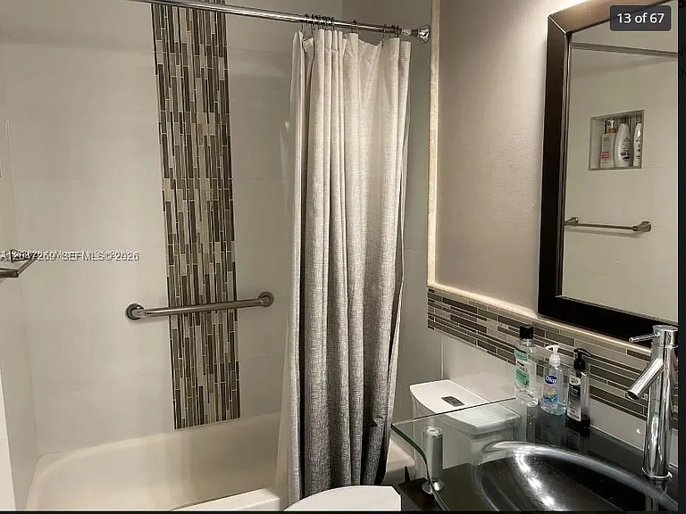 409 NW 87th Ln — Photo 6