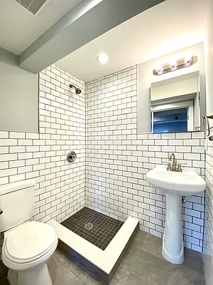 Rented by Bold New York | media 25