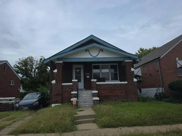 5931 Park Ln, Saint Louis, MO 63147