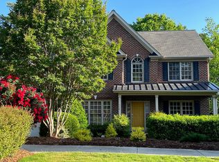 114 Wheatsbury Dr, Cary, NC 27513