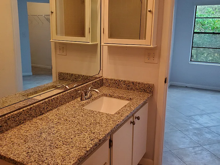 3546 Southpointe Dr — Photo 27