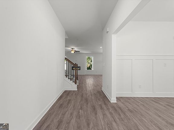 3rd image of 540 Lillian Way