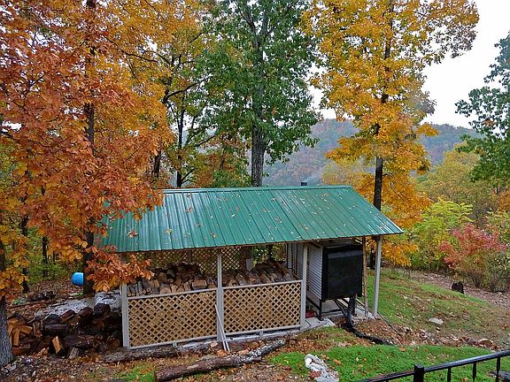 Wood shed Taylor Stove