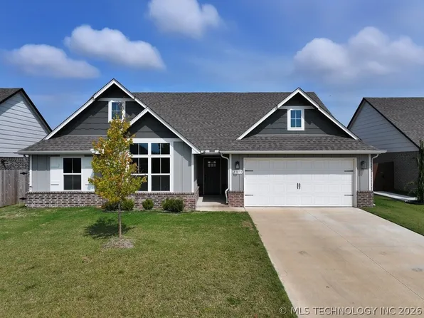 23073 E 106th St S, Broken Arrow, OK 74014