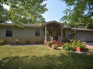 7205 Bester Ave, Inver Grove Heights, MN 55076