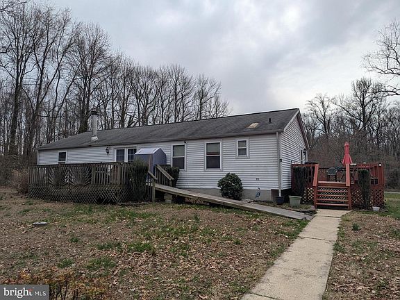 3rd image of 2054 Perryman Rd