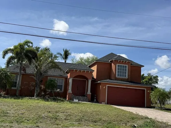 914 NE Van Loon Ln, Cape Coral, FL 33909