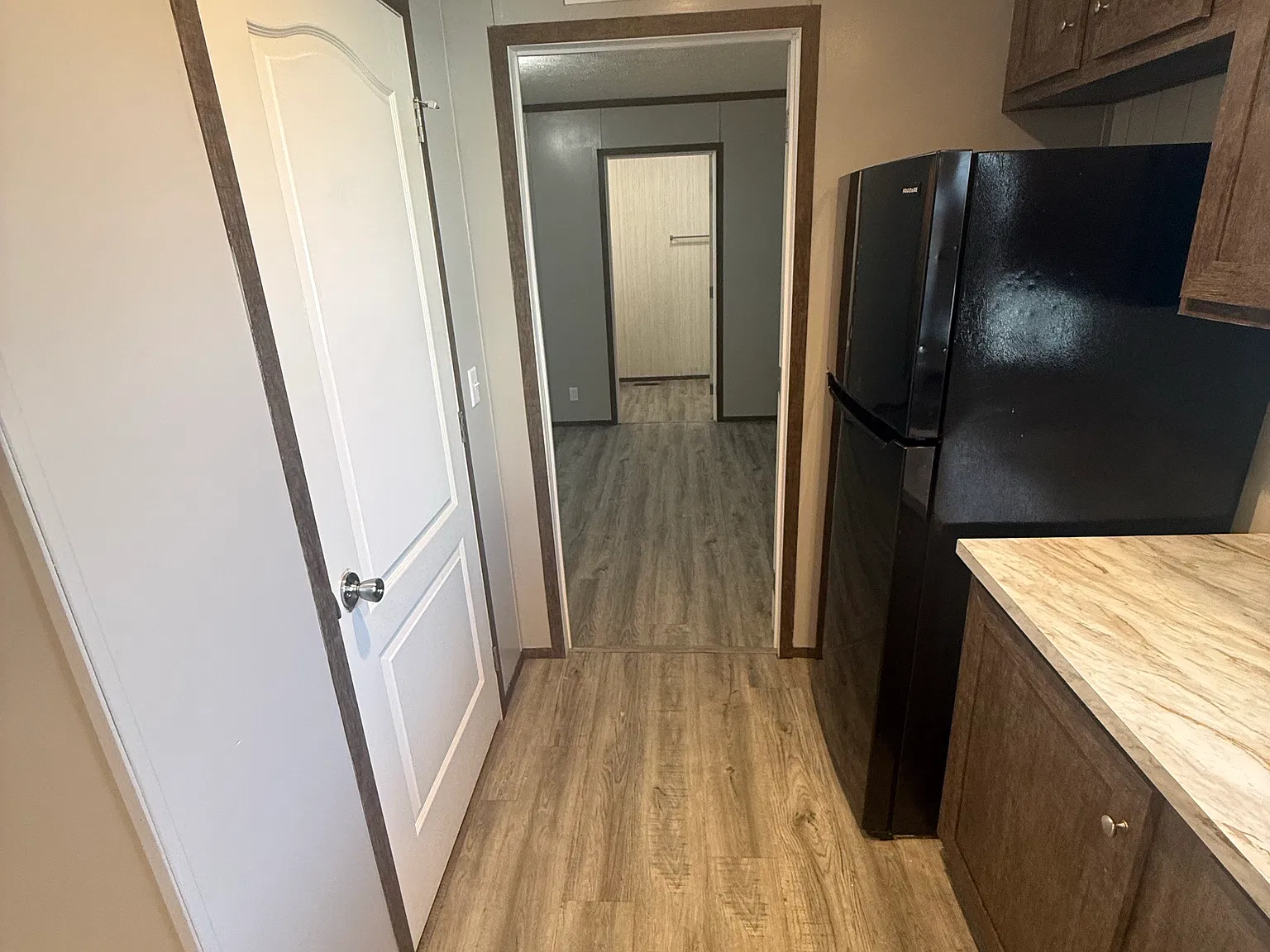 3 bed, 1056 sqft, $999 — Photo 4