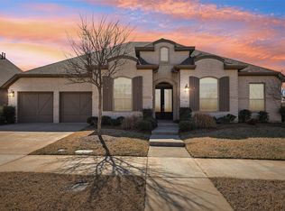 9800 Boulder Ridge Bnd, Oak Point, TX 75068