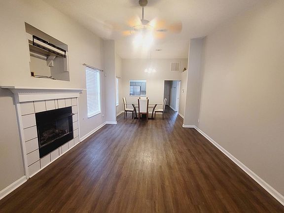 4th image of 4133 Mission Trace Blvd